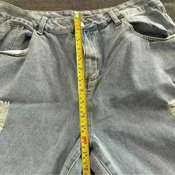 🎆 SHEIN high waisted distressed mom jean light wash XL tapered leg non-stretch - Picture 10 of 11